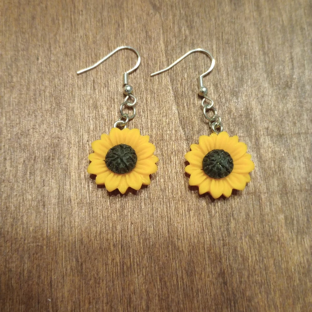 Sunflower Dangle earrings - Picture 4 of 5